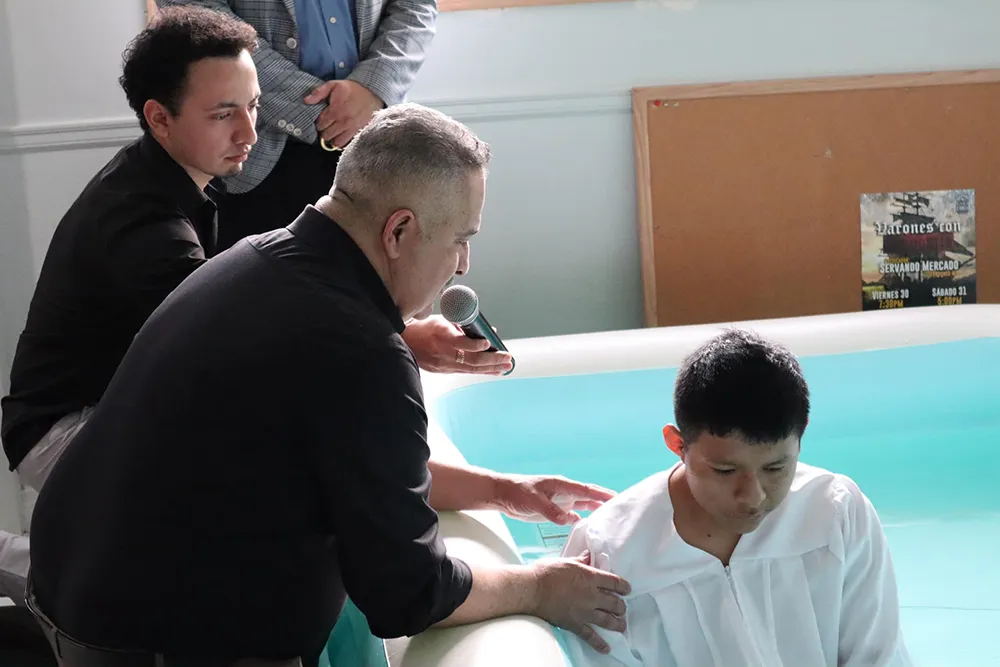 baptism at Casa de Dios Woodburn